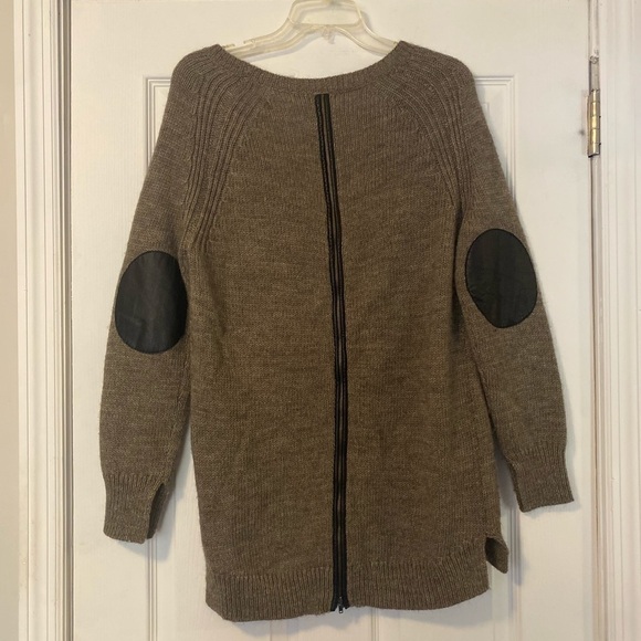 Pam & Gela Oatmeal Brown Button Up Sweater Size P - Picture 4 of 7